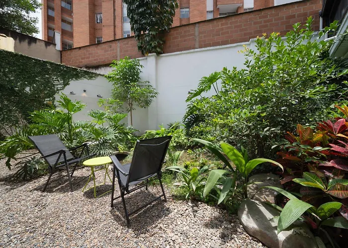 Casa Mosaiko Primer Parque Laureles Medellín