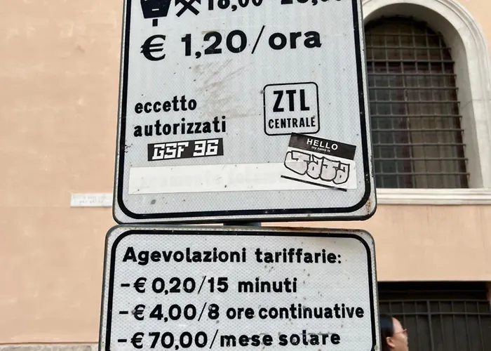 Aphrodite Apartment Piazza Venezia Roma