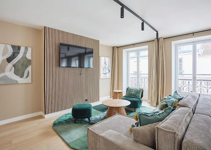 Résidence Beaubourg Le Marais by Studio prestige Parigi