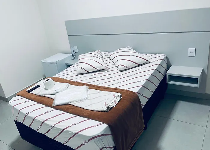 Hotel Rio Branco - Melhor Opção Perto da 25 de Março, Santa Ifigênia e Metrô República São Paulo