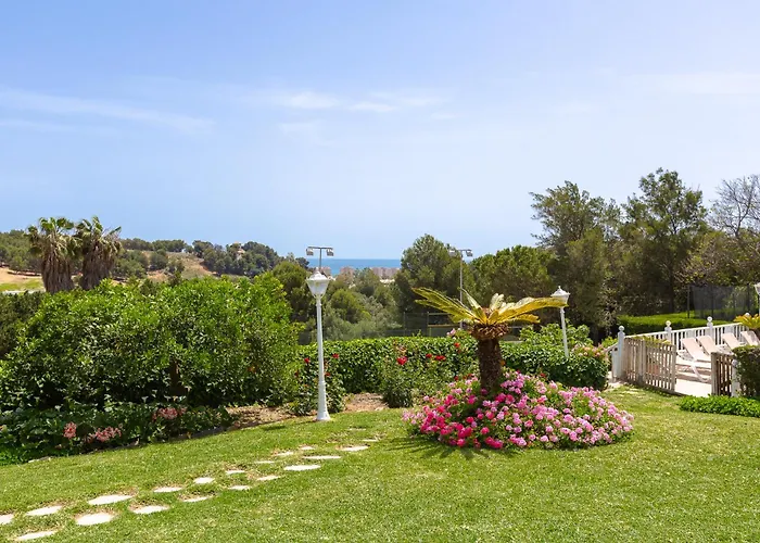 Villa Galemar Pool & Gardens Torremolinos