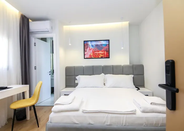 N Hotel City Center By Noshi Tirana