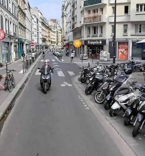 studio 75012 París