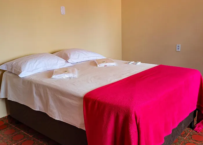 Hotel E Hostel Da Fonte São Luís