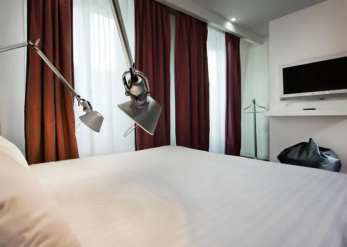 Color Design Hotel Parigi