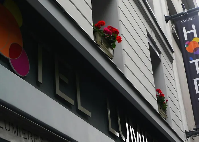 Hotel Lumieres Montmartre París