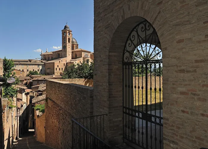 Albergo Hotel Raffaello Urbino