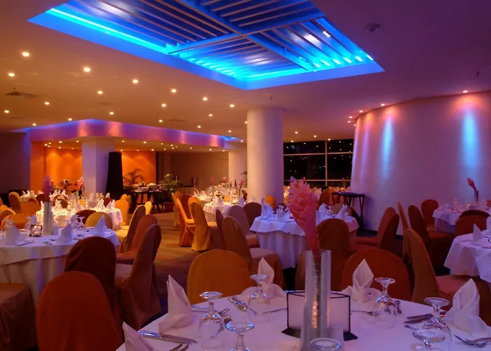 Decapolis Hotel Ciudad de Panamá