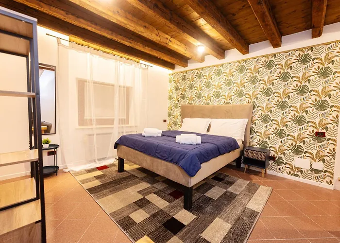 Al 18 Verona Rooms