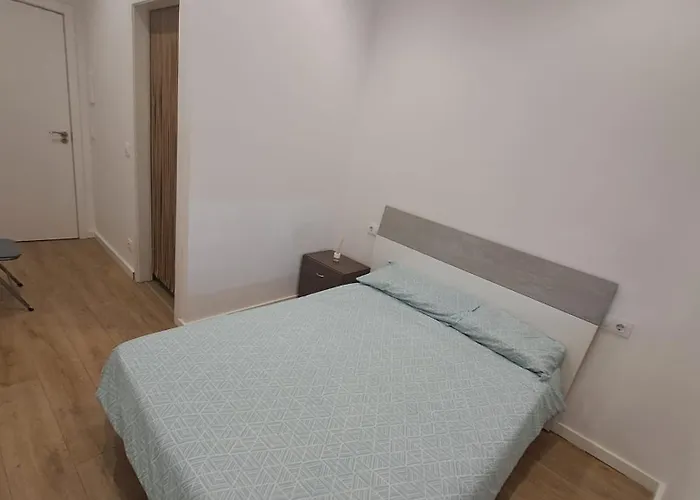 Habitación H-2 2º DCHA Vistas Vigo