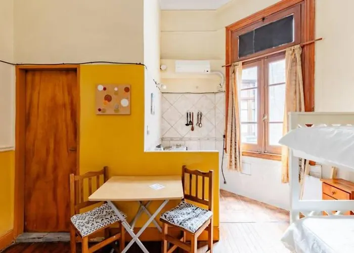 Albergue Dante Y Compania Ciudad Autónoma de Ciudad Autónoma de Buenos Aires