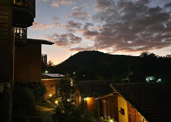 Pousada Aracê Pedra Azul 