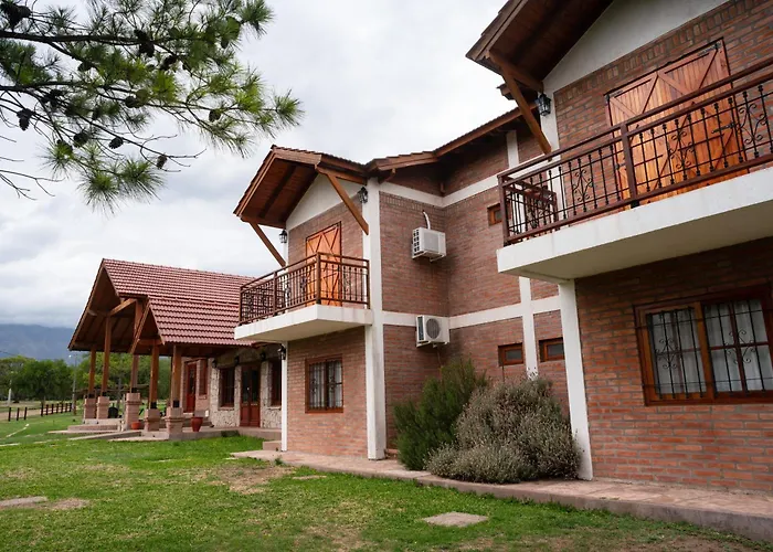 Ayres del Golf Posada-Restó Merlo