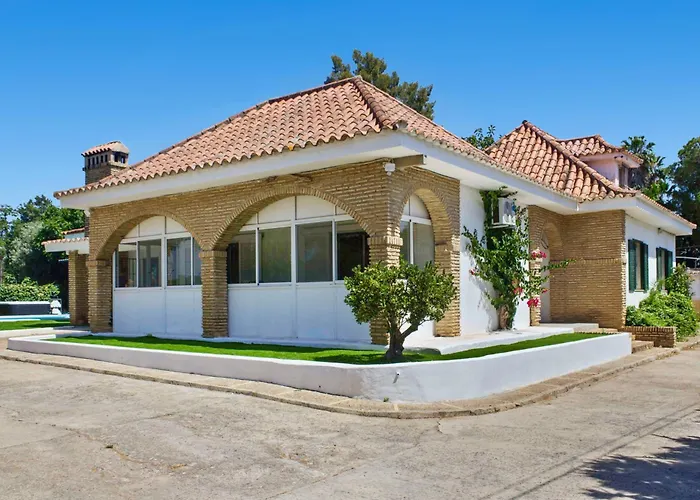 Villa San Patricio I Piscina Privada I Jacuzzi Spa I Bbq I Ps5 I Aire Acon I 3000M2 I 5Min-Centro Jerez de la Frontera