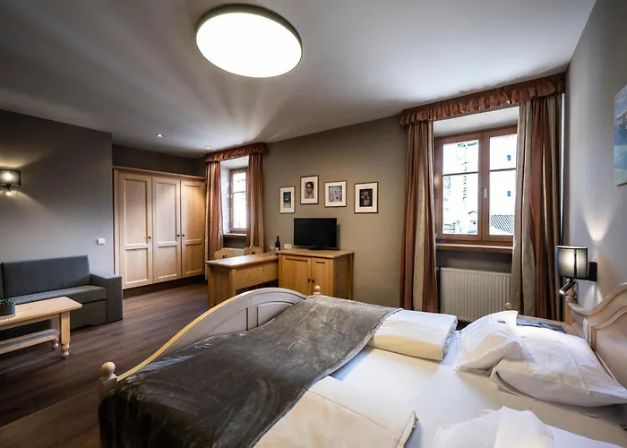 Hotel Zum Turm Castelrotto