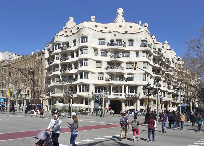 Moderno Y Espacioso Apartamento En Calle Mallorca Barcelona