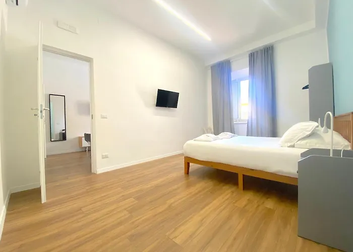 Lexie Suites, Roma Termini St