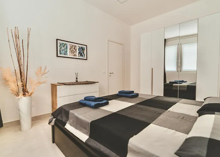 Exclusive Luxury Home With Private Parking Ravenna