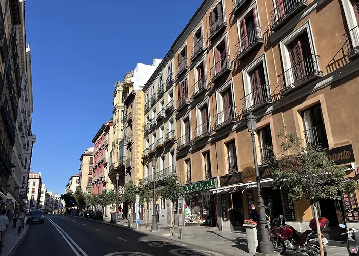 Dplace To Be - Luxury Apartment In Historic Center Madrid