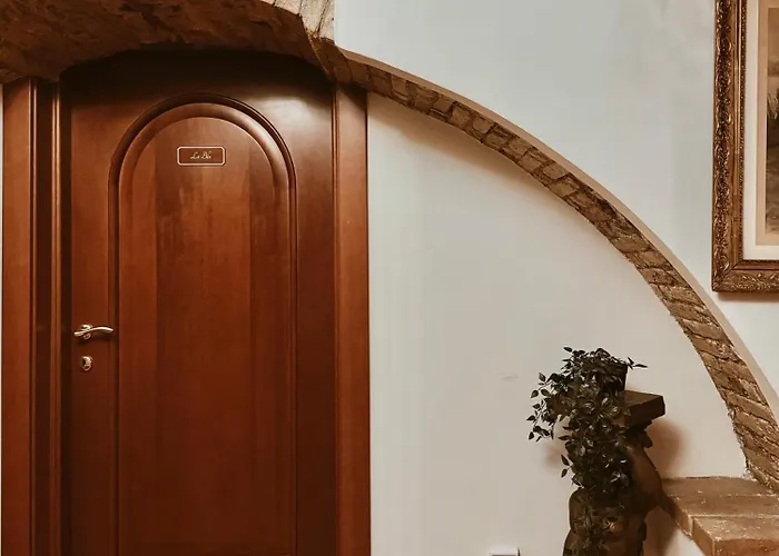 Residenza Tritone - Trevi Fountain Roma