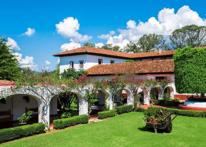 Best Western Plus Posada de Don Vasco Pátzcuaro
