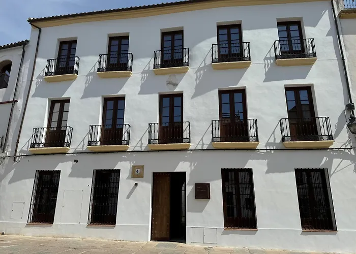 Puerta de la Ribera Suites Córdoba