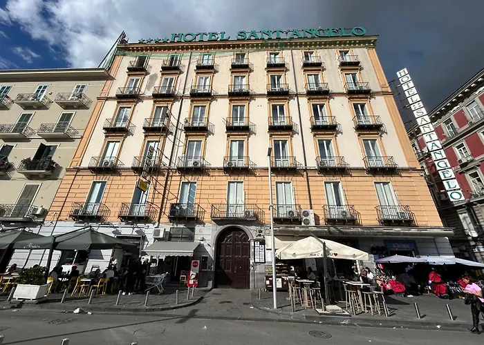Track 60 - Private Rooms Garibaldi Napoli