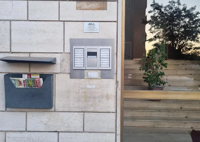 Bam Bam Tiburtina Guesthouse Roma