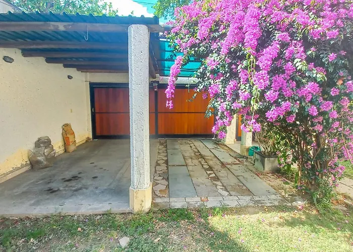 Villa Casa Avellaneda Mendoza