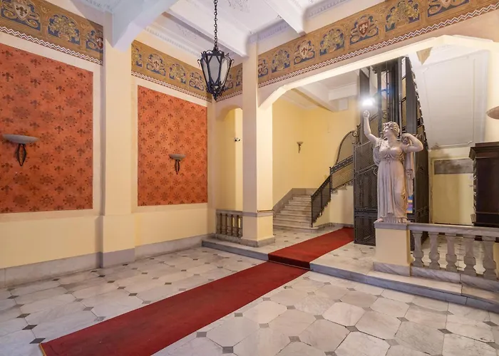 Palazzo Galeoni Luxury Suites Salerno