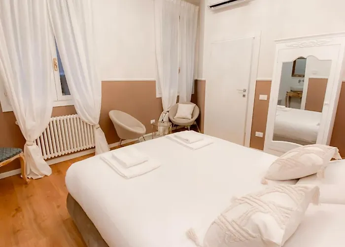 San Polo Luxury Suites In Venezia