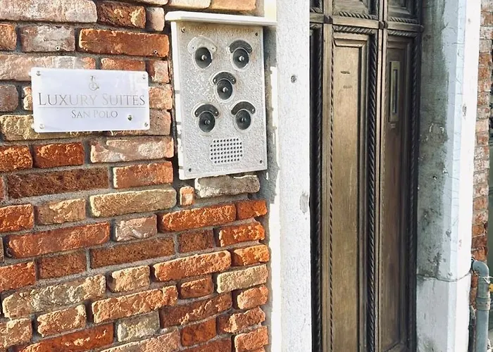 San Polo Luxury Suites In Venezia