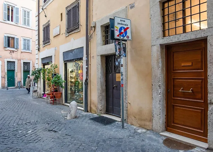 Pantheon Suites Rome 2