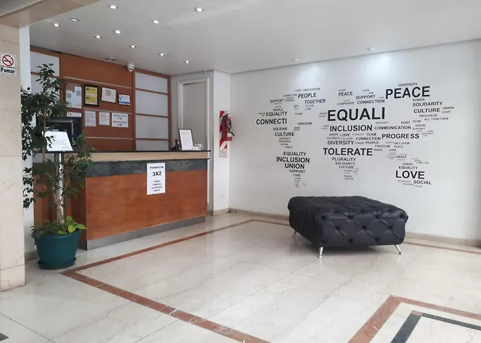 Hotel Suipacha Inn, a 100 mts del obelisco y a 100mts de Av Corrientes Ciudad Autónoma de Ciudad Autónoma de Buenos Aires