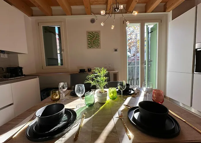 Villa Casa Mirandola in Contra' Sant' Andrea Vicenza