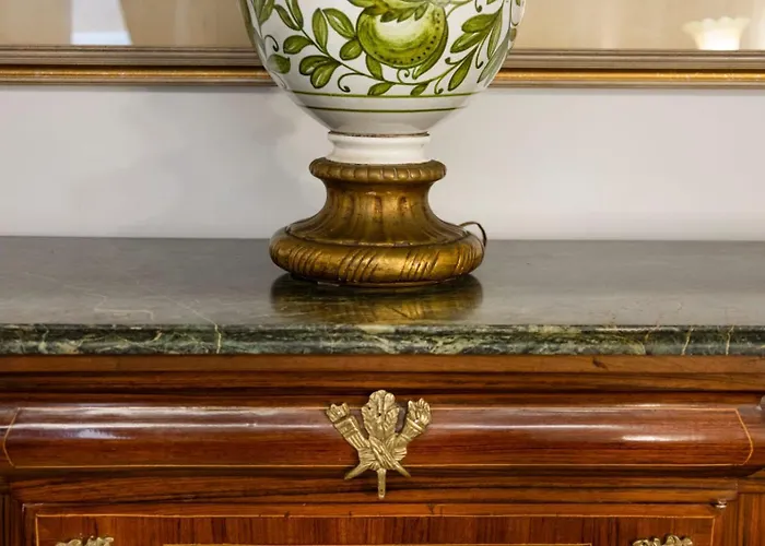 Daphne Trevi Suites Roma