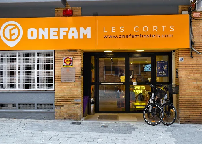 Albergue Onefam Les Corts Barcelona