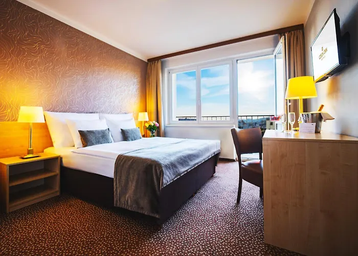 Charles Central Praga