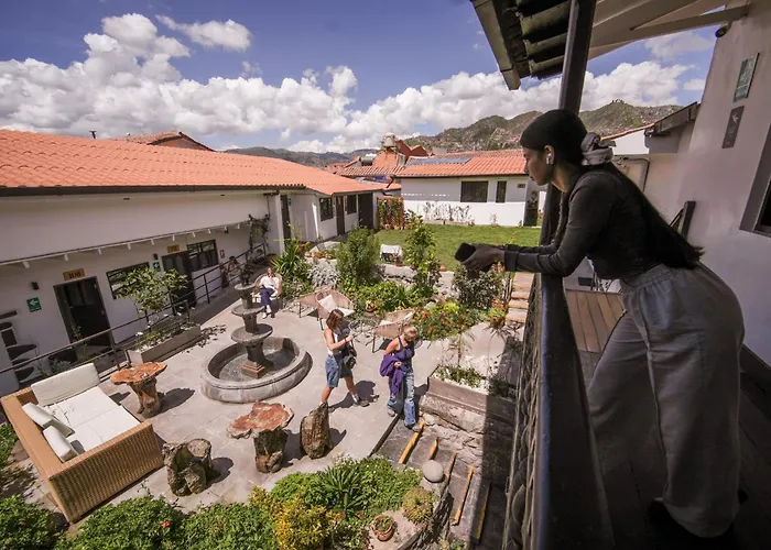 Black Llama Hostel Cusco