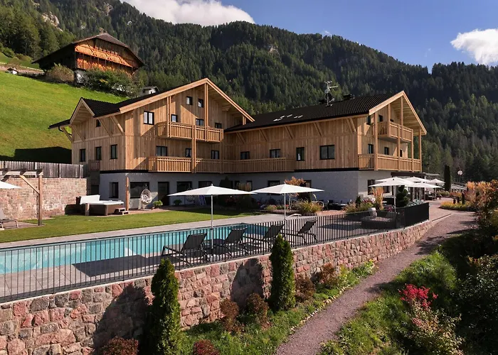 Hotel Ortler Castelrotto