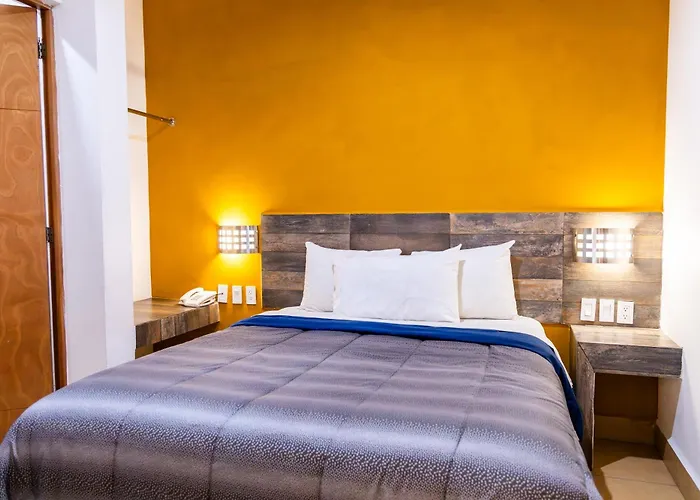 Hotel Opportunity León