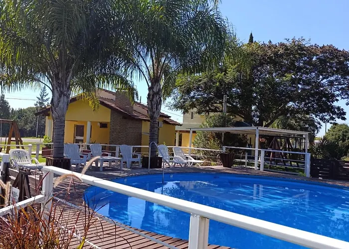 Bungalows El Zarateno Colón