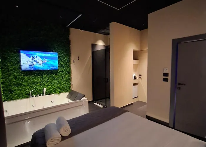 Dark & Light Rooms & Luxury Suites Catania