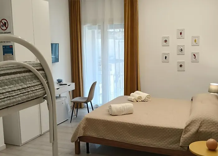 Hotel Le Stanze in Centro Napoli