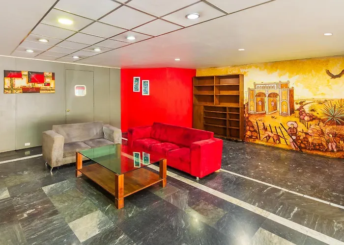 Hotel Capital O Nueva Galicia, Guadalajara centro downtown