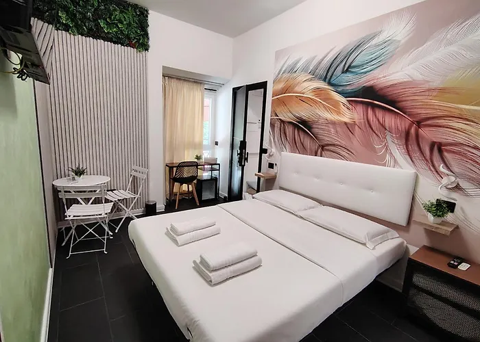Le Regine - Home Suites - Adult Only Roma