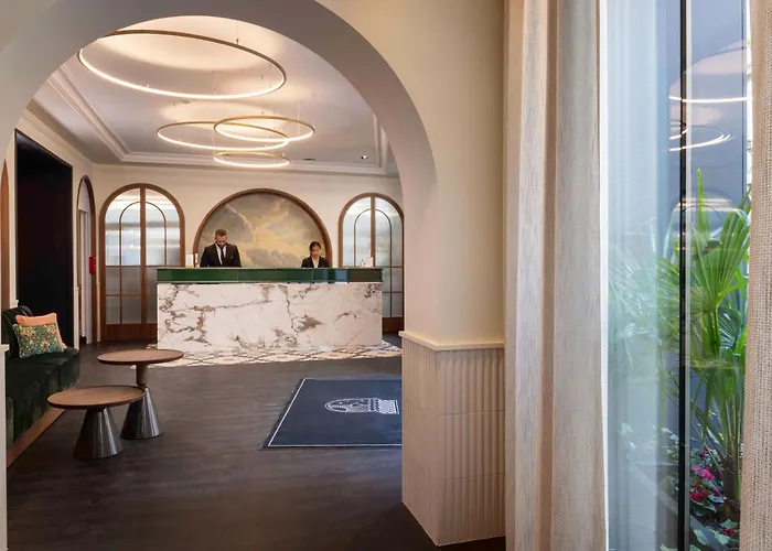 Hotel Grand Coeur Latin París