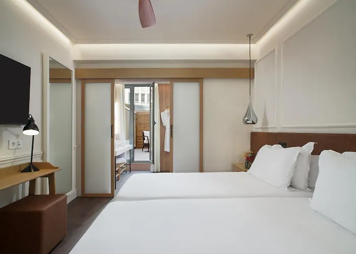 H10 Universitat (Adults Only) Barcellona