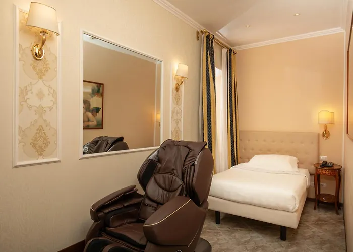 Consoli Romani Vatican Rooms