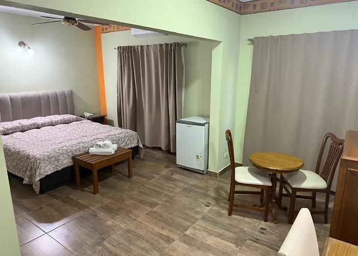 Hotel Hoxon Luján